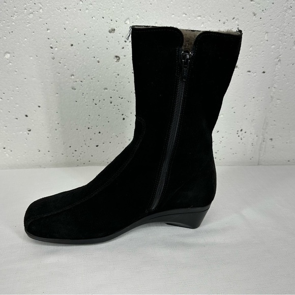 La Canadienne Women’s size 5.5 Black Suede Wedge Boots - Picture 6 of 16
